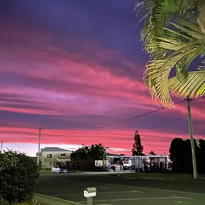 aaok-riverdale-caravan-park.queenslandhotels.net/